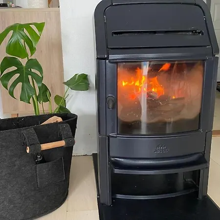 Chalet Cosy 4-bedroom With Indoor Fireplace *